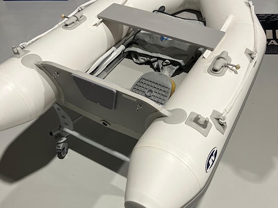 TENDER EUROVINIL GONFIABILE 200 USATO